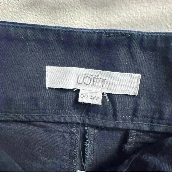 NEW | Ann Taylor LOFT The Riviera Shorts | Navy Embroidered | Women’s Size 00 - Picture 4 of 8